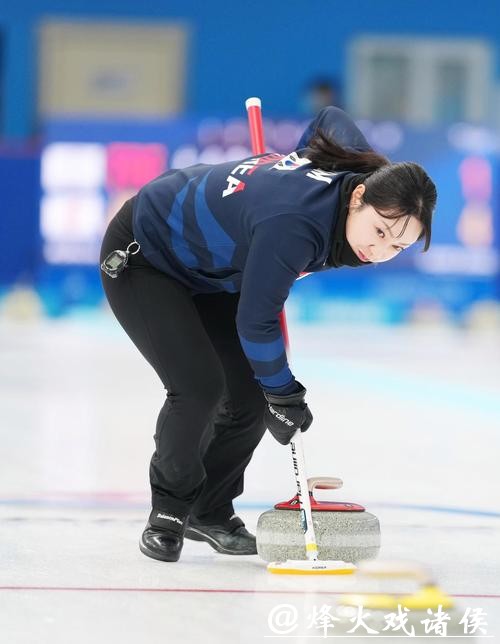 冬奥会|冰壶综合:混双决出四强 冬奥会|冰壶综合:混双决出四强