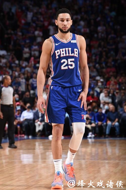 西蒙斯从背伤中完全康复 将无限制参加训练营 西蒙斯从背伤中完全康复 将无限制参加训练营